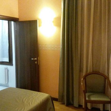 Albergo Ristorante Flora Vittorio Veneto Pokoj fotografie