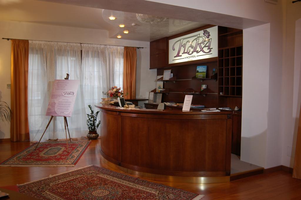Albergo Ristorante Flora Vittorio Veneto Exteriér fotografie