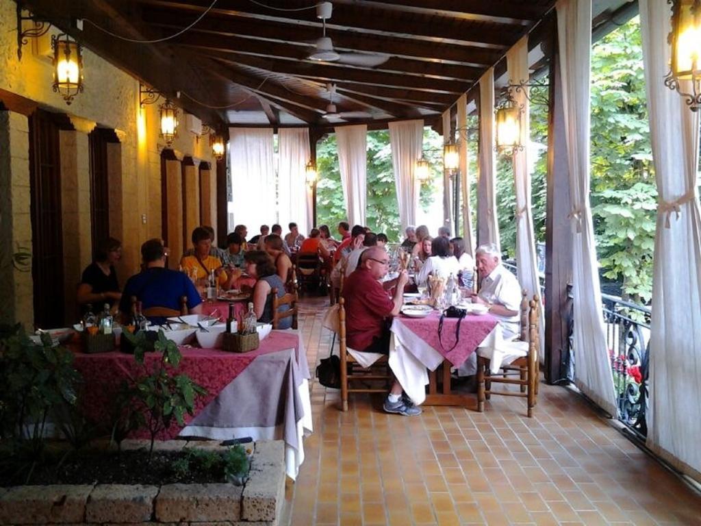 Albergo Ristorante Flora Vittorio Veneto Exteriér fotografie